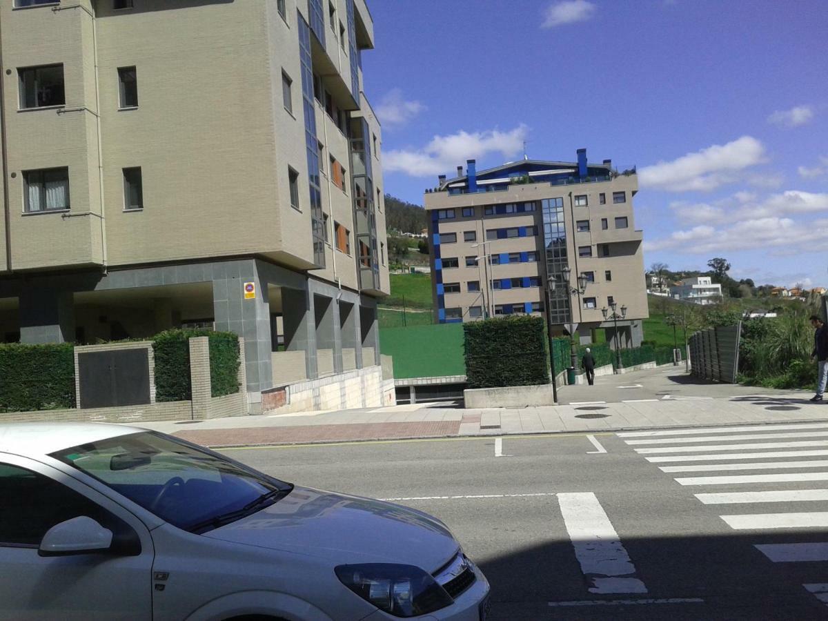 Appartamento Torre De La Fuente Aprtovistas Piscina Parking Oviedo Esterno foto